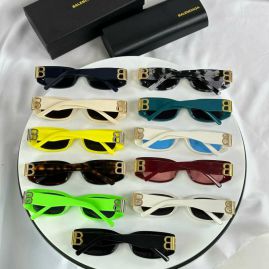 Picture of Balenciga Sunglasses _SKUfw55797514fw